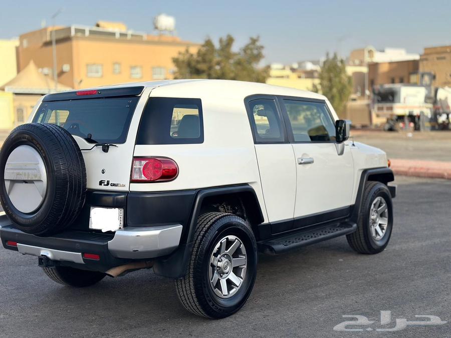 جيب تويوتا اف جي فل كامل 2015 مالك اول FJ63361841378051113