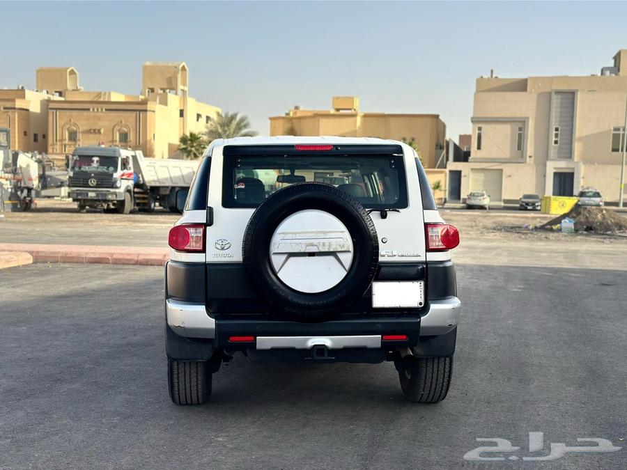 جيب تويوتا اف جي فل كامل 2015 مالك اول FJ63361841378051112