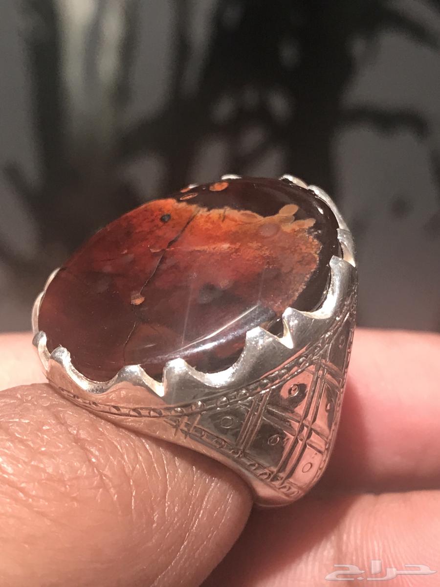 Yemeni agate, the edge of the slave is engraved with an image of a horse's head.63234325606145111