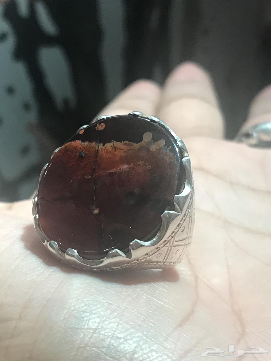 Yemeni agate, the edge of the slave is engraved with an image of a horse's head.63234325606145112
