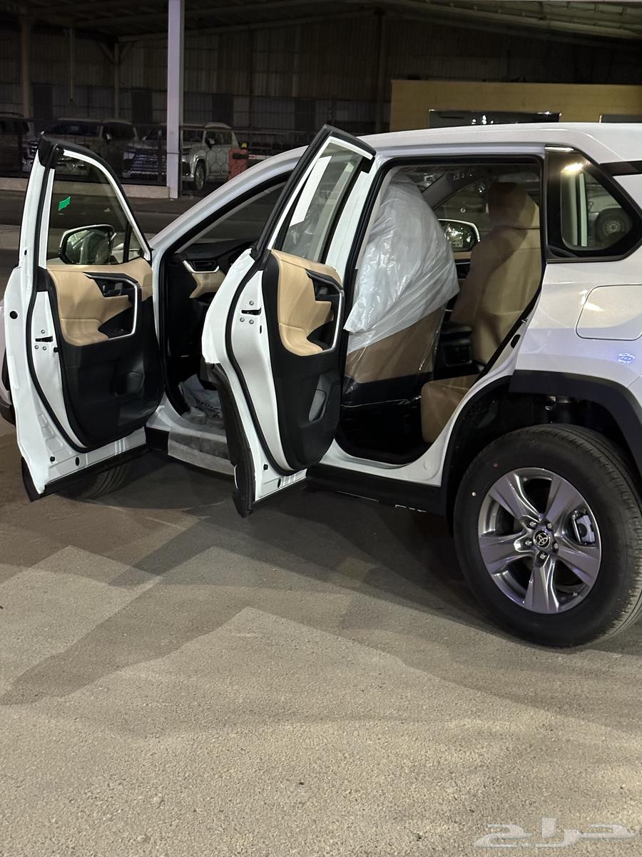 Rafour 2025, 2.0 engine, Saudi specification, priced at 102,000 including VAT, available at Sami Al-Qaadi63360617546371113