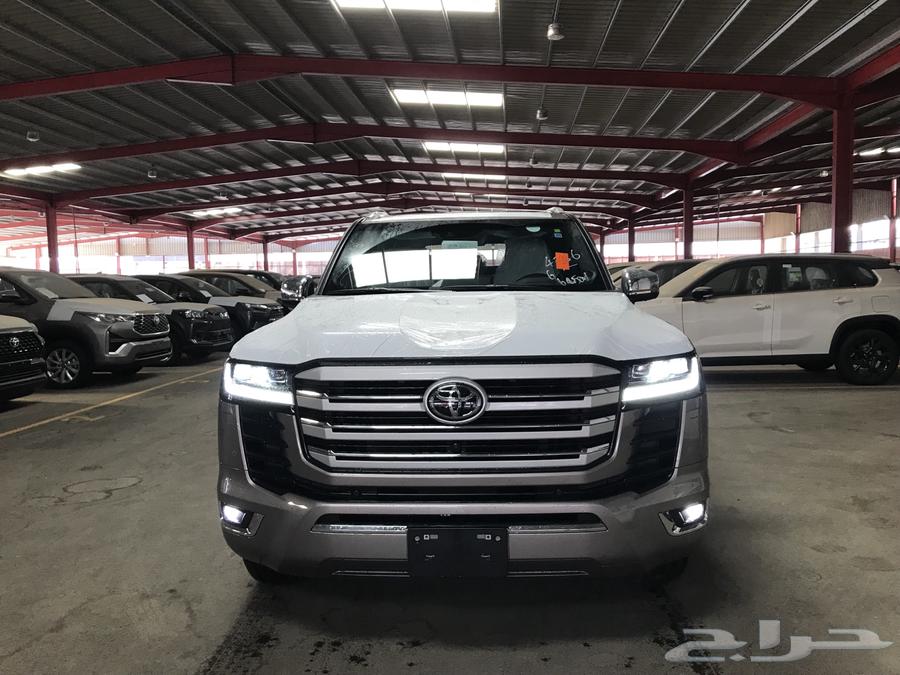 تويوتا لاندكروزر VXR 2024 بنزين عروض كاش واقساط63359194181635112