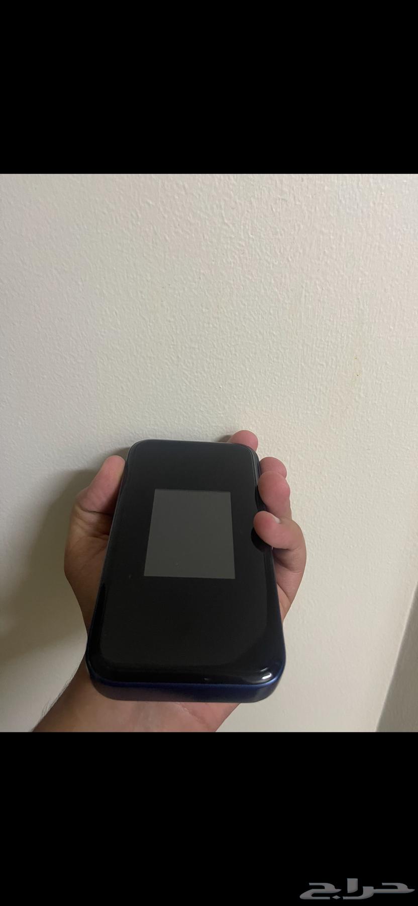 جهاز راوتر متنقل 5g يوجد به مدخل LAN63233851716098112