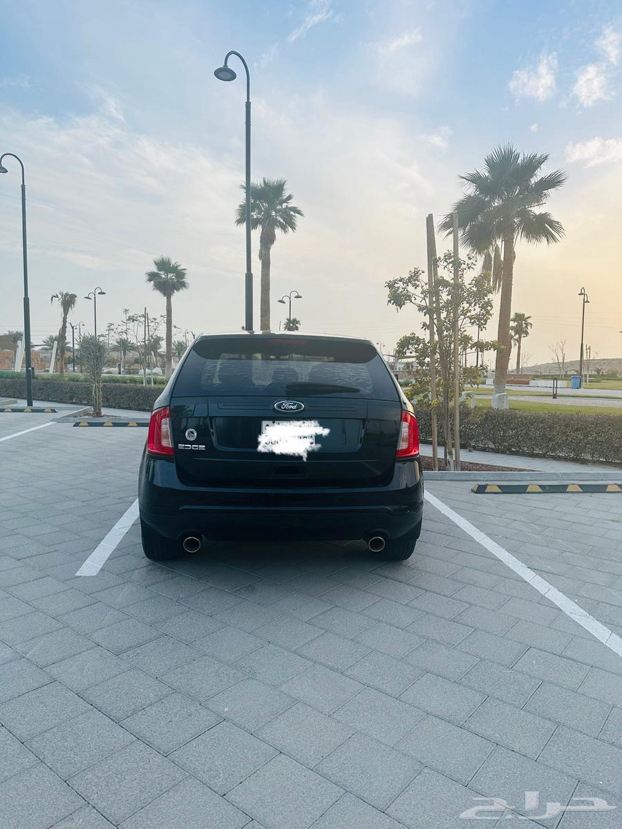 For sale, 2013 Ford Edge SE - very clean63351086423043111