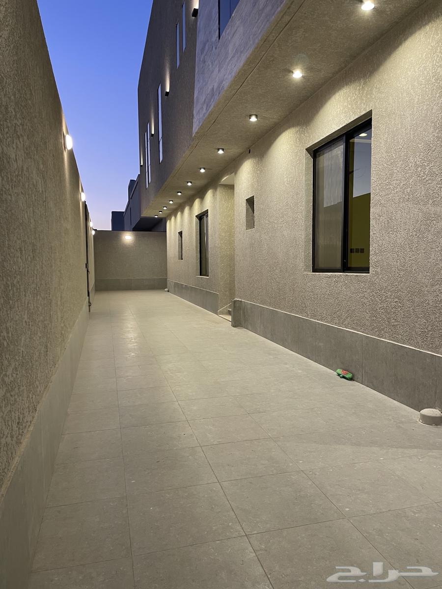 For sale, a building with 3 apartments in the Al-Shorouq plan63007494429698112