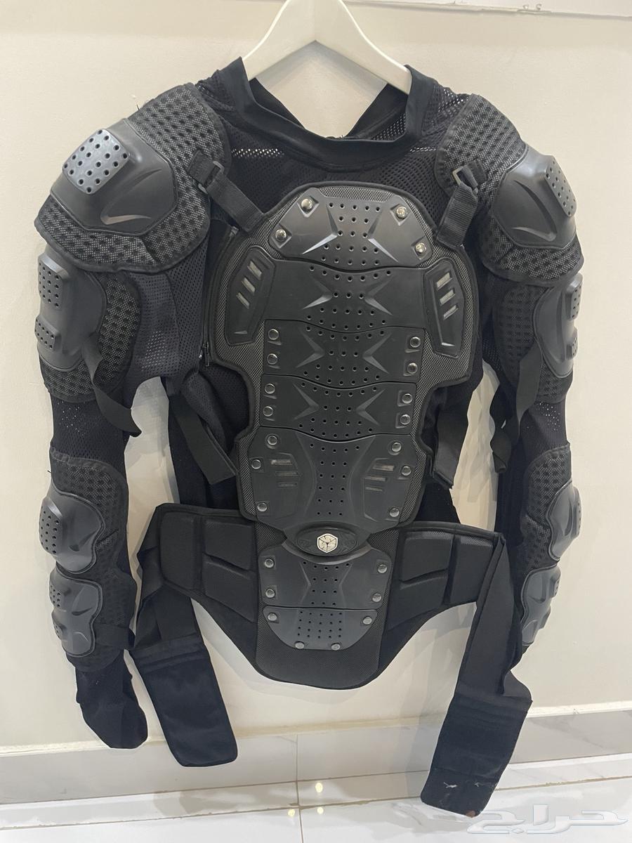 Jackets and sweaters63231389237890111