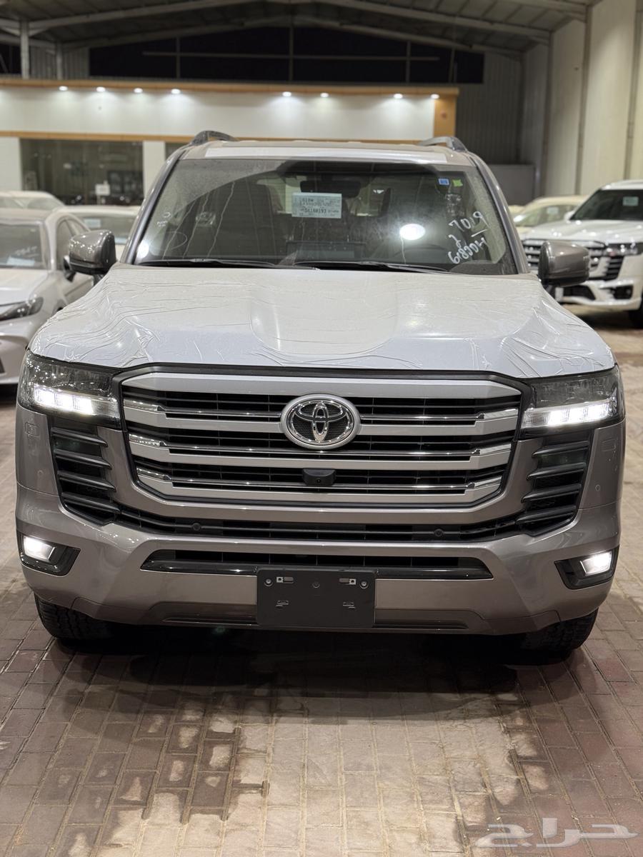 تويوتا لاندكروزر (GXR-L2) 2025 سعودي ( 275 ) شامل بطاقه63353420451203111