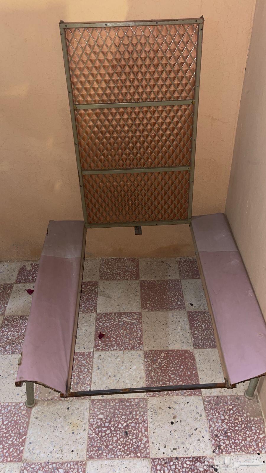 Very clean aluminum Patrol basket and clean Patrol party tray.633538790577951117