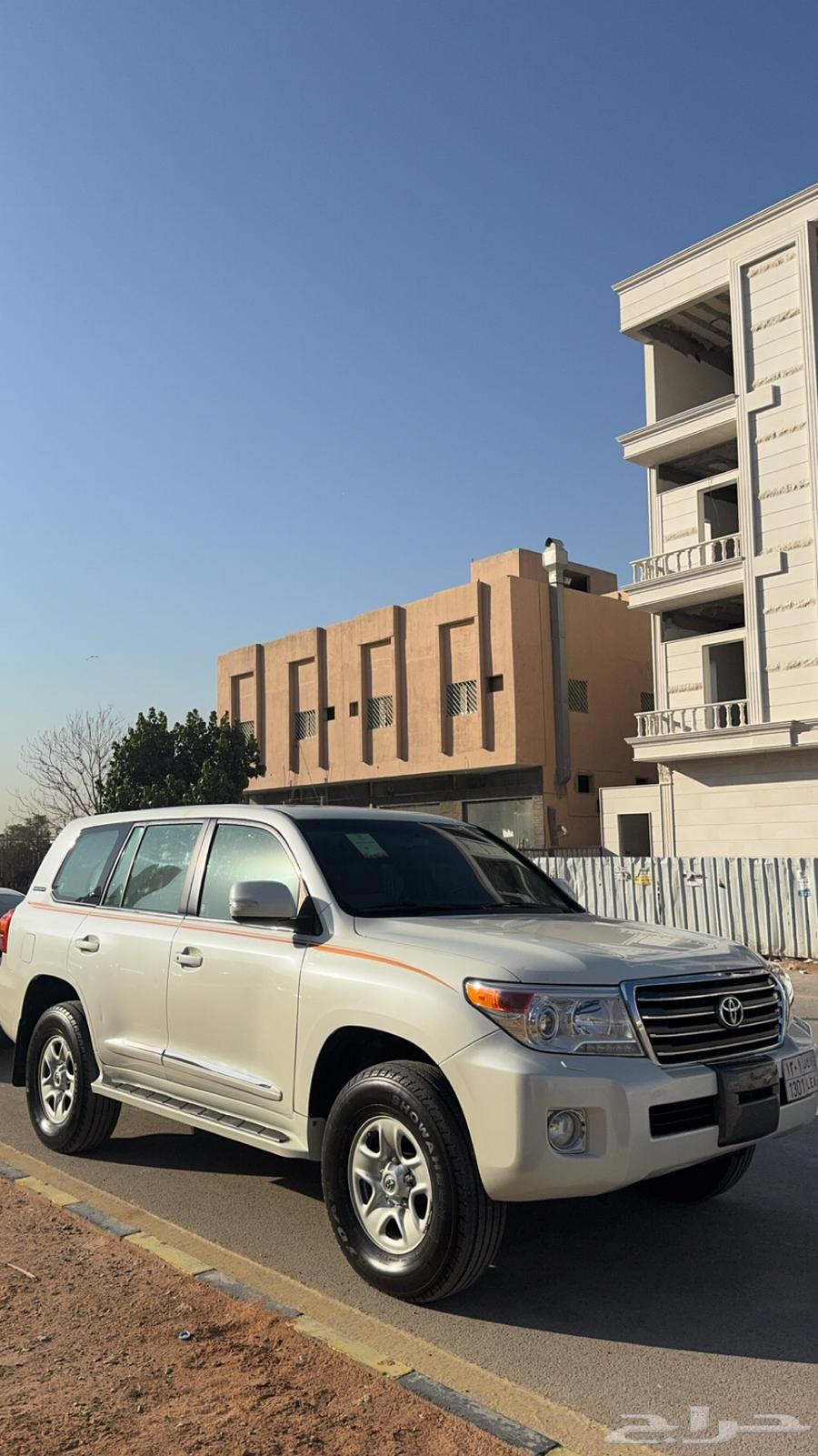 Land Cruiser63347234850050110
