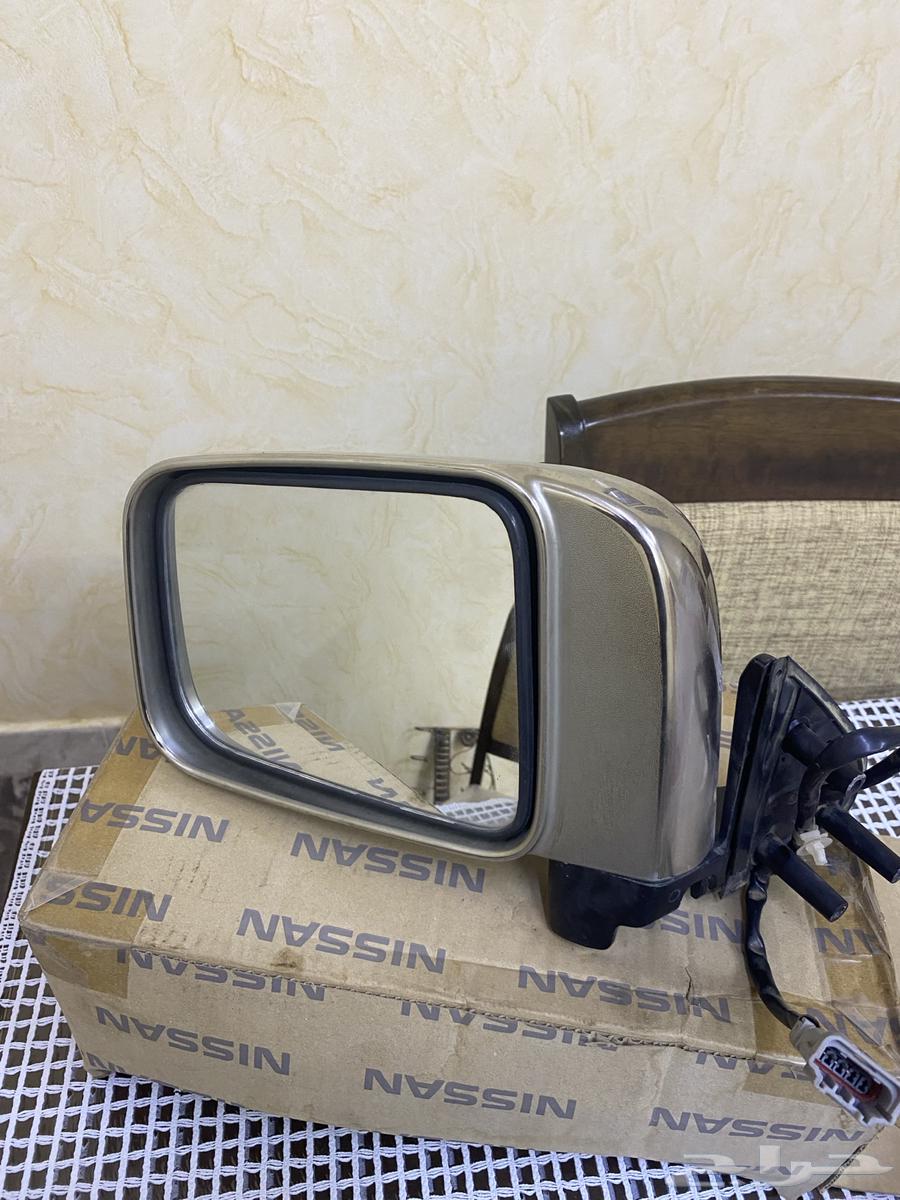 Used Nissan Patrol Chinese-type left side mirror, almost new 2010 200063350896357250110