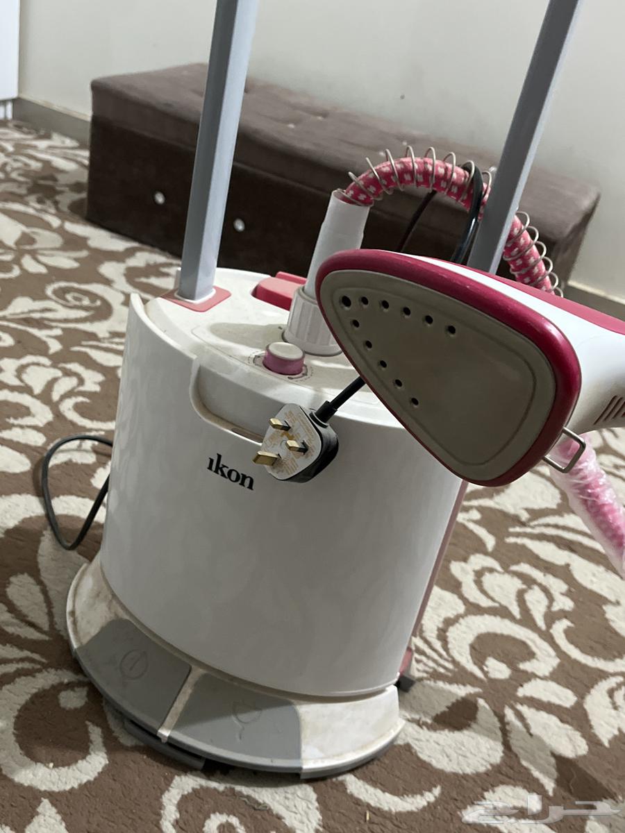 Used steam iron, like new, from lkon company63226992434563111