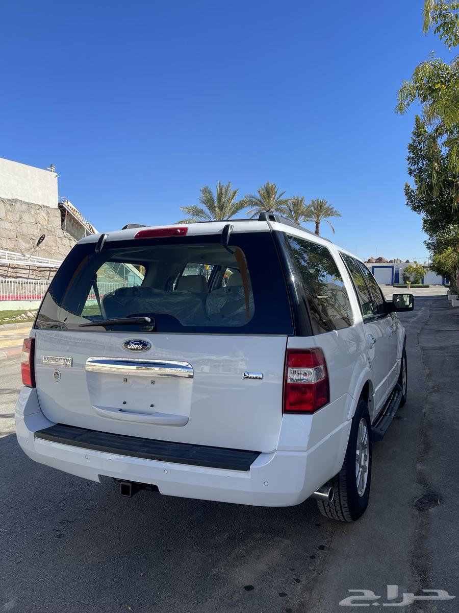 Ford Expedition Agency Tank, Almost New 201163346101457155110