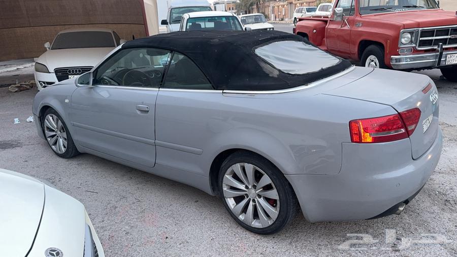 Audi A4 model 200363351003101698111