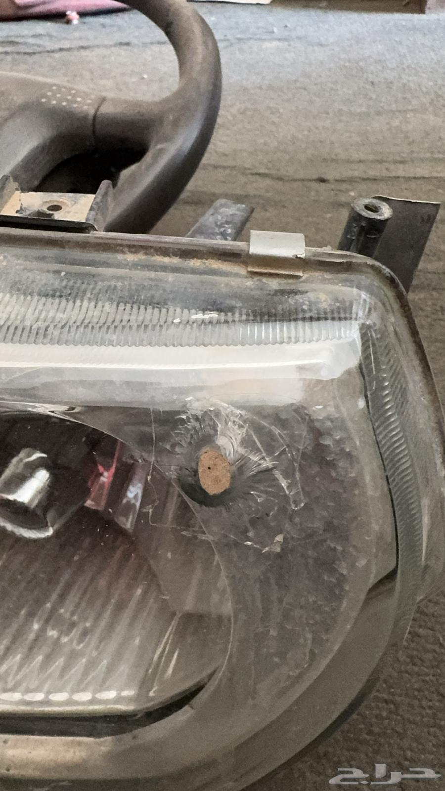 Spark plugs oil is leaking.63341541890050113