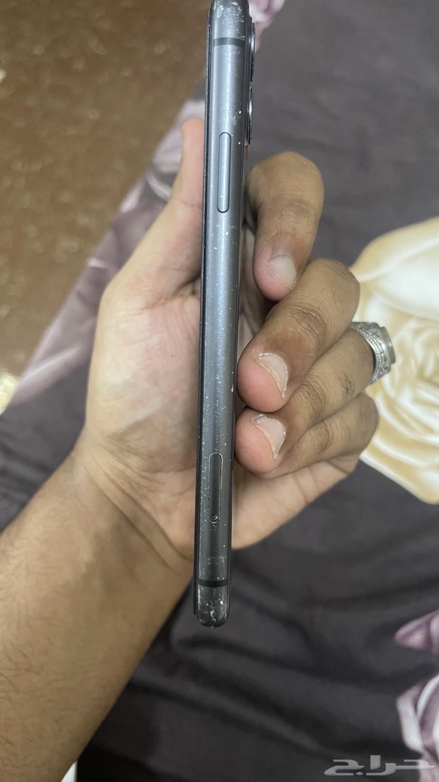 للبيع آيفون 11 عادي 128 قيقا63224054157571113