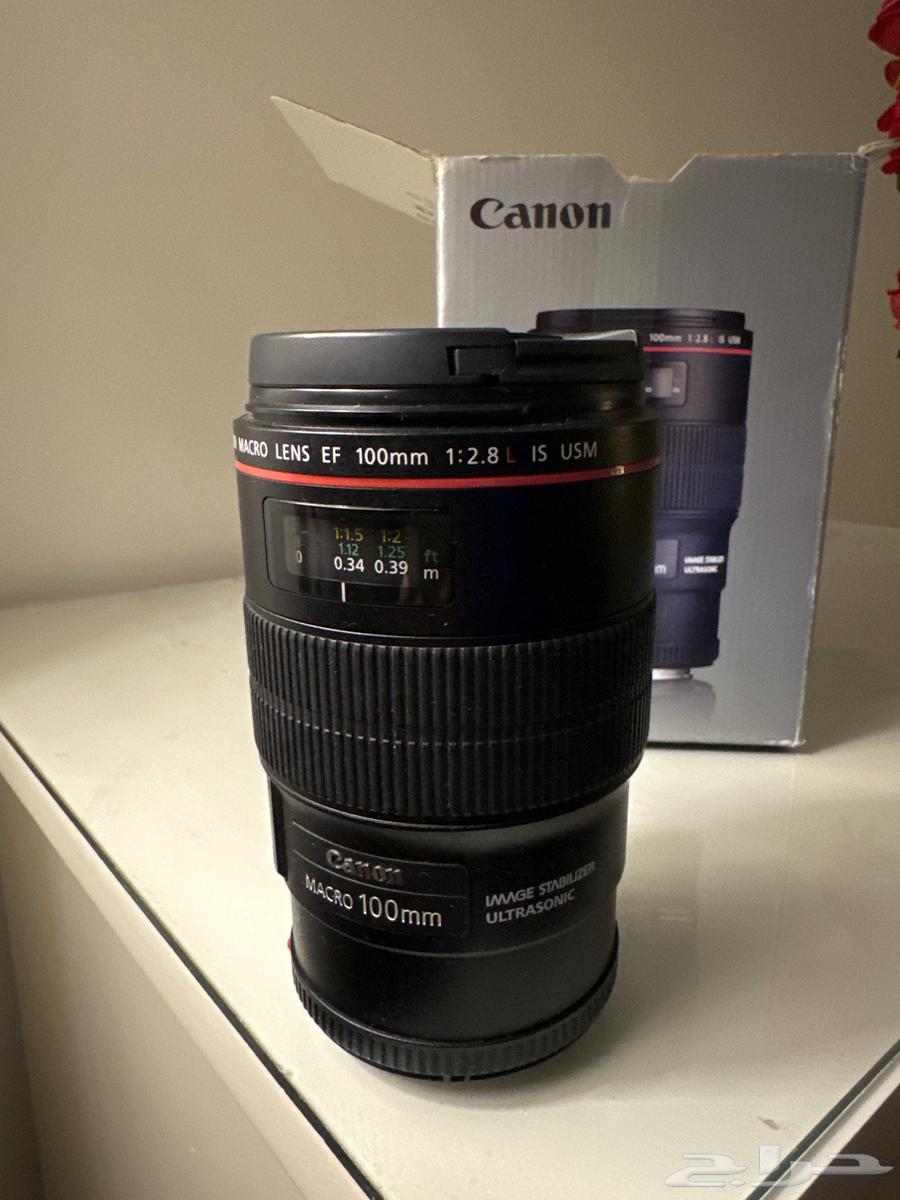 100mm f/2.8 IS Canon Macro Lens63224548220419112