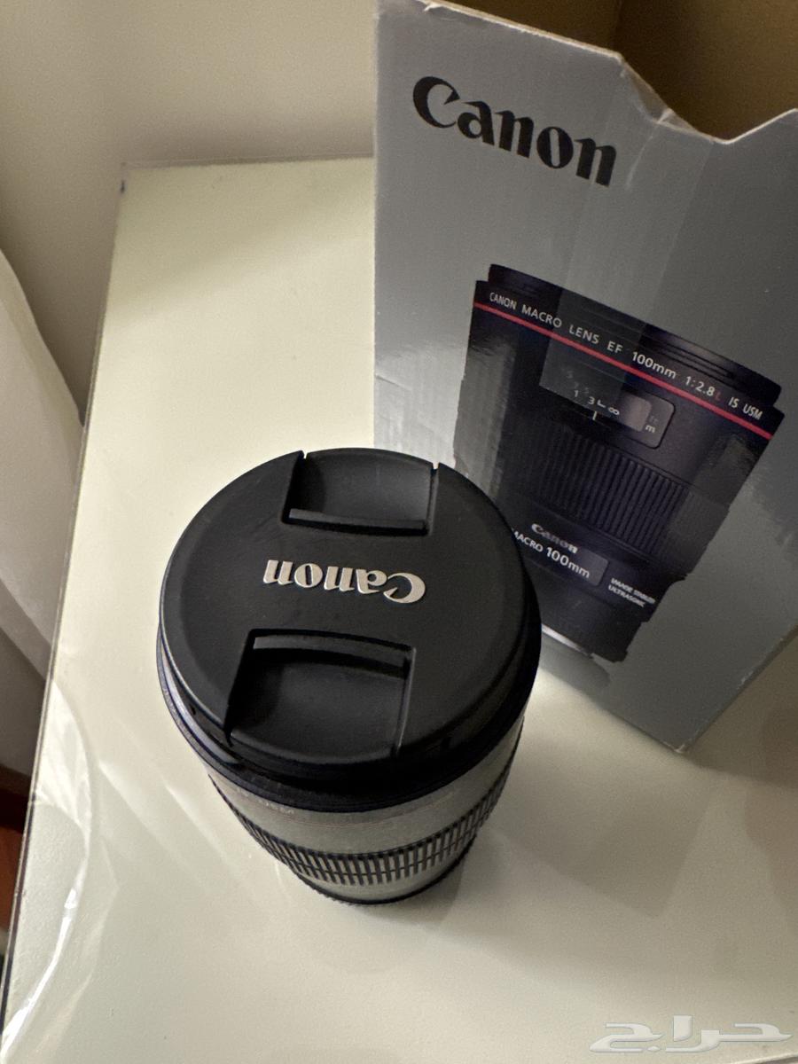 100mm f/2.8 IS Canon Macro Lens63224548220419113