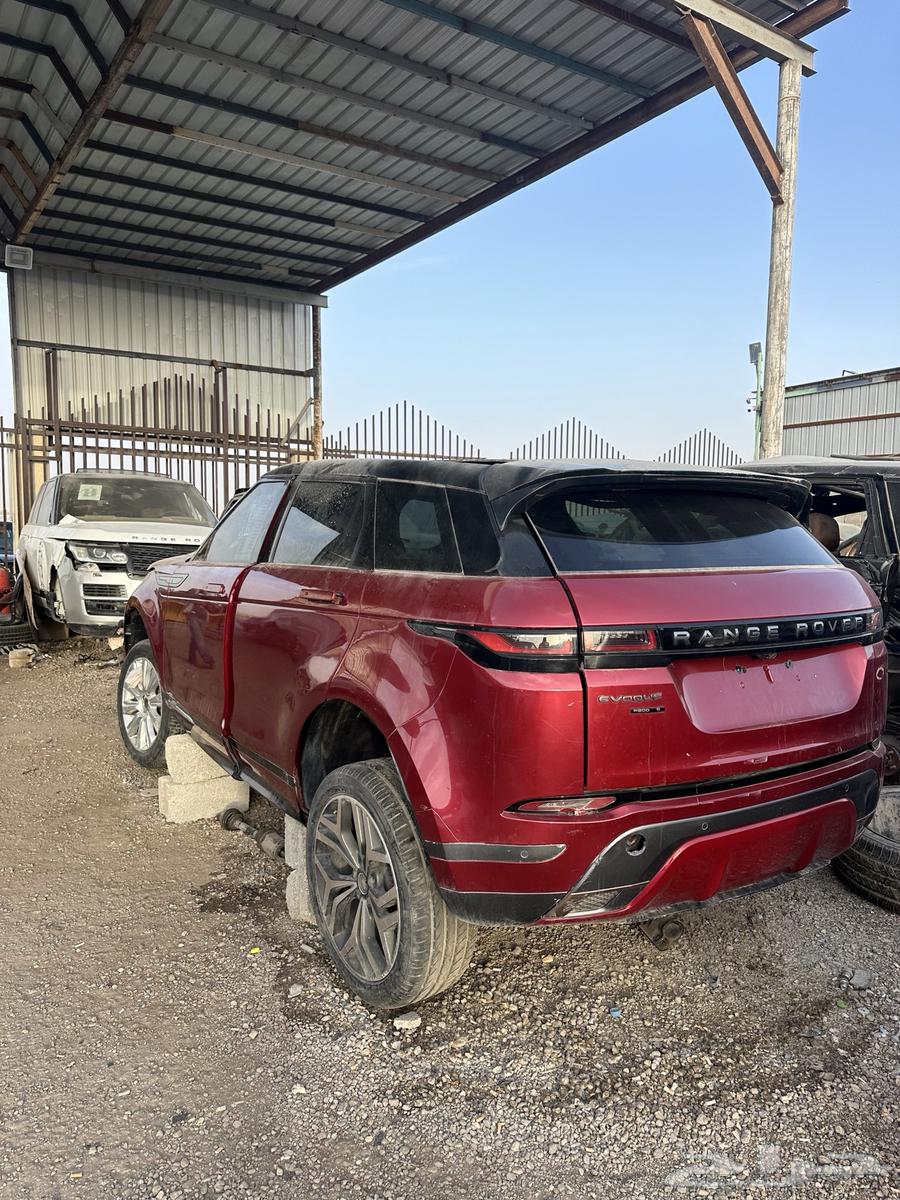 Range Rover Evoque dismantled63343505351298111
