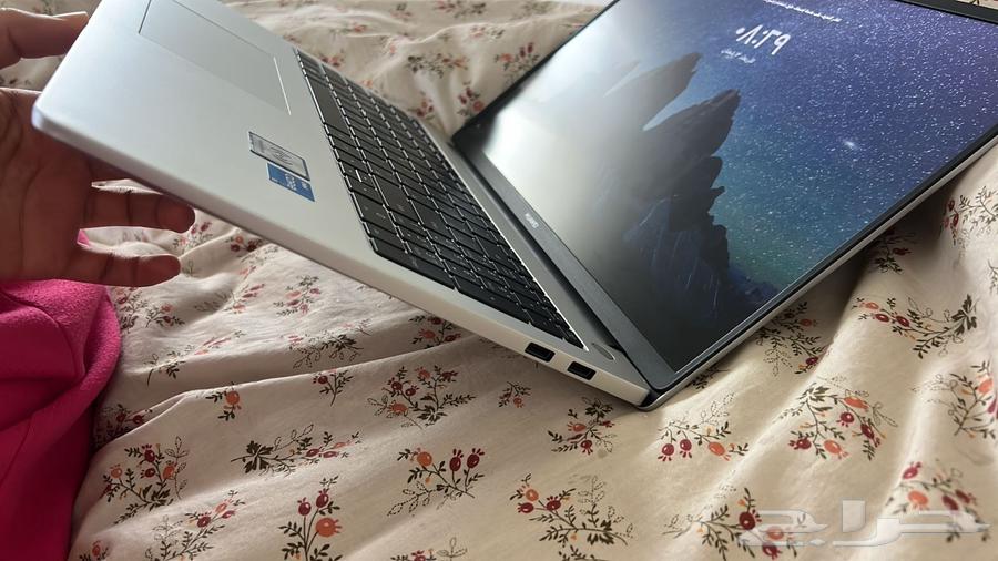 Huawei laptop device, used for 4 months, urgent sale63008577627009112