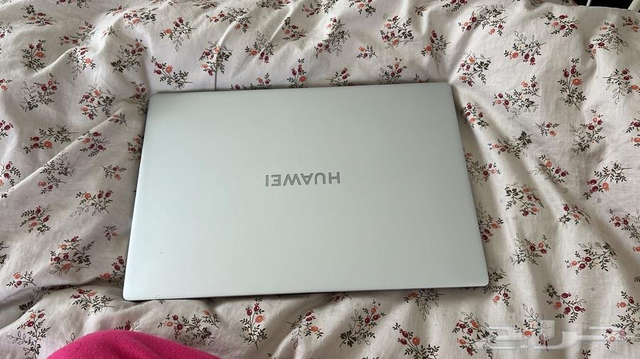 Huawei laptop device, used for 4 months, urgent sale63008577627009113