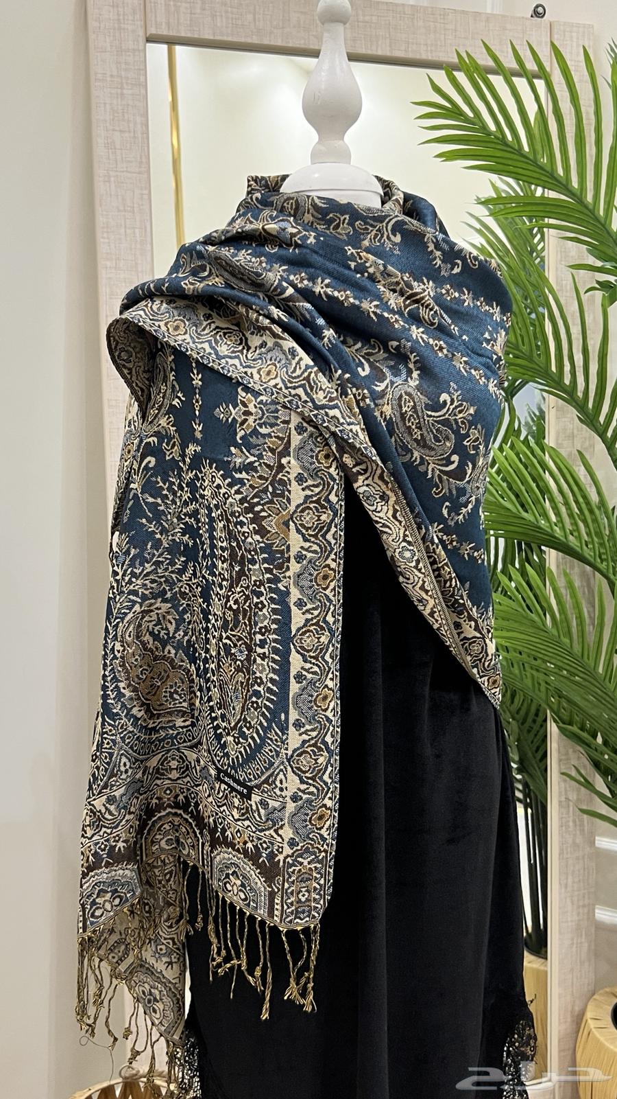 Kashmiri shawls for sale, 12 pieces63223554082051111