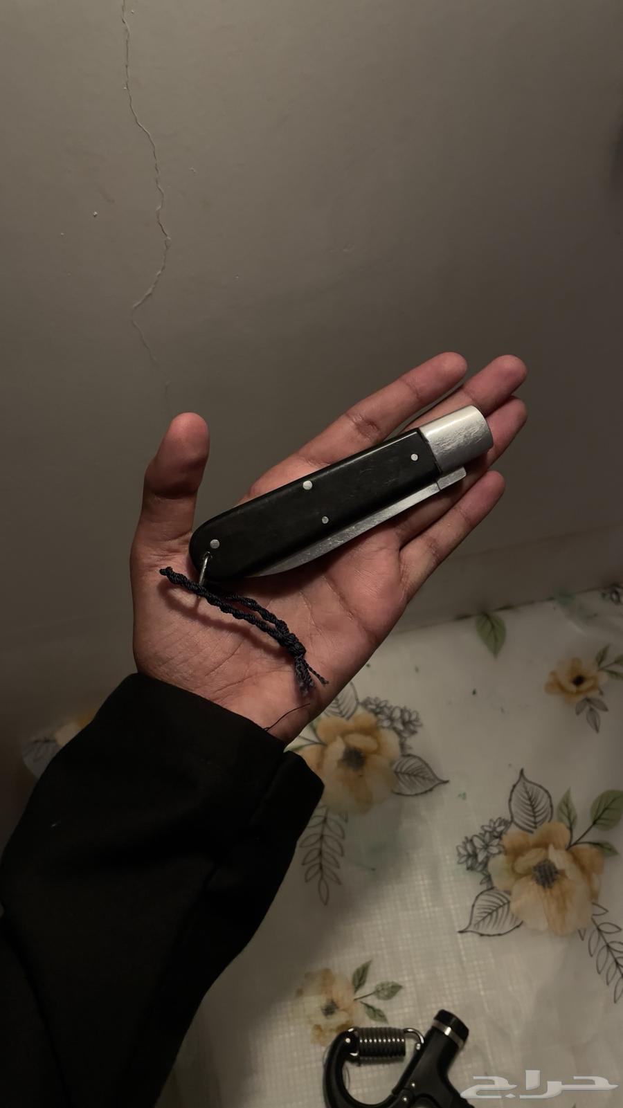 A knife for selling radadi63221031418883111