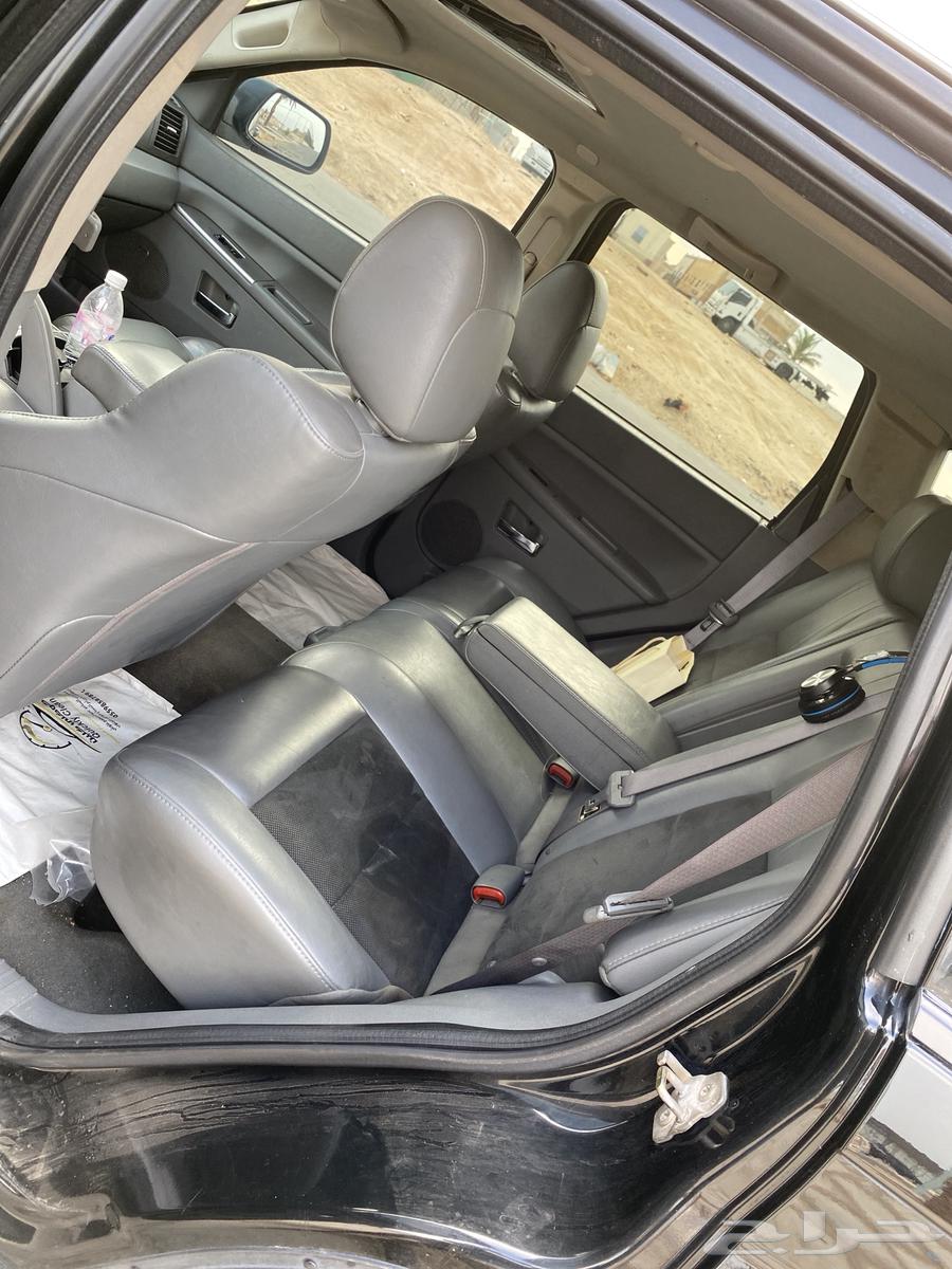 جيب قراند شروكي 2007 srt8 للبيع63337097843586113