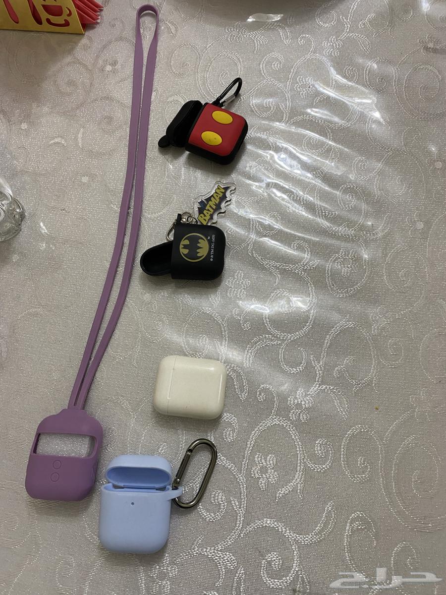 Second-generation Earbuds63221558687618113