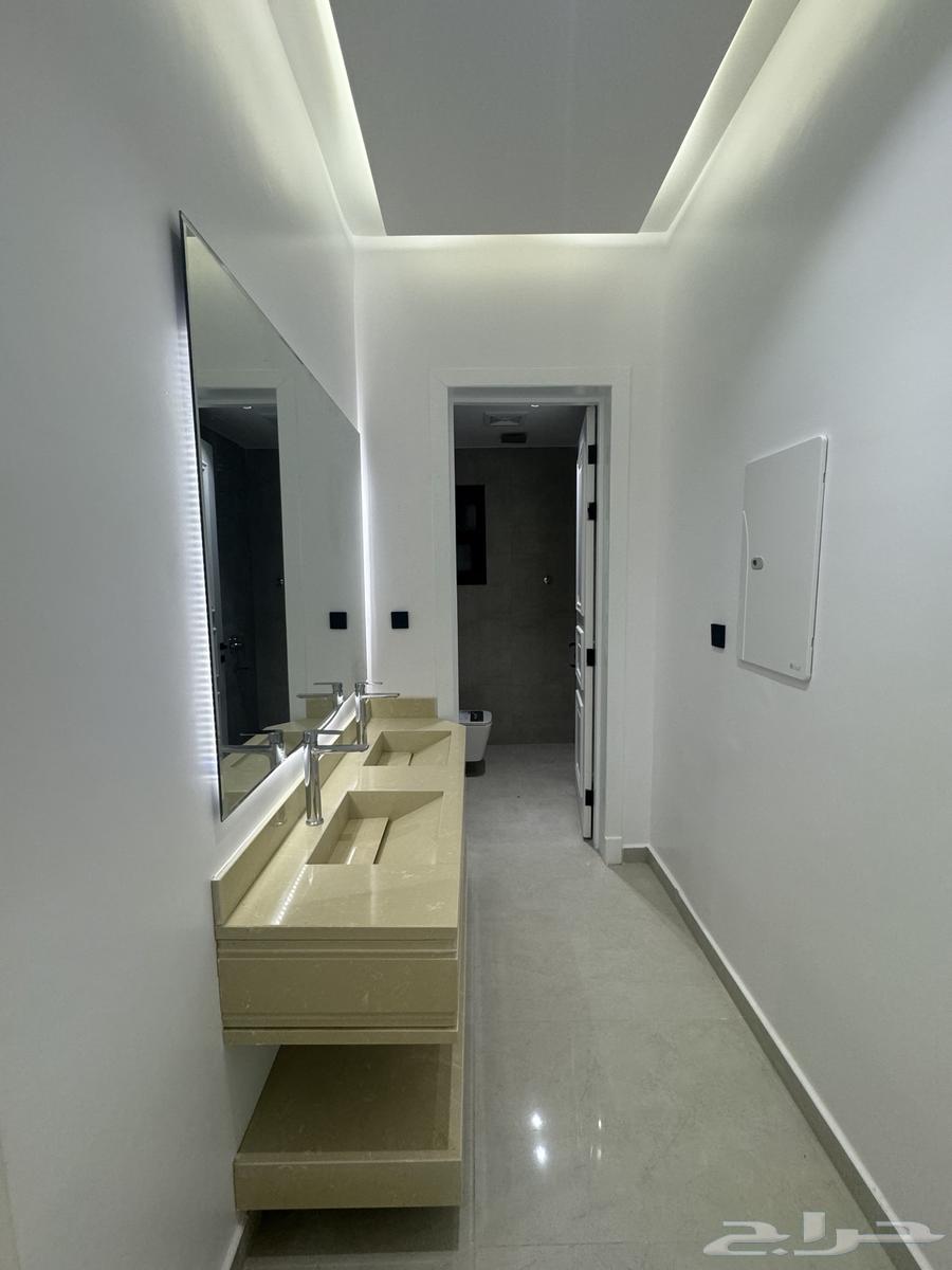 First round of sales, Al-Janaderia district, Ghuson plot63008733114370114