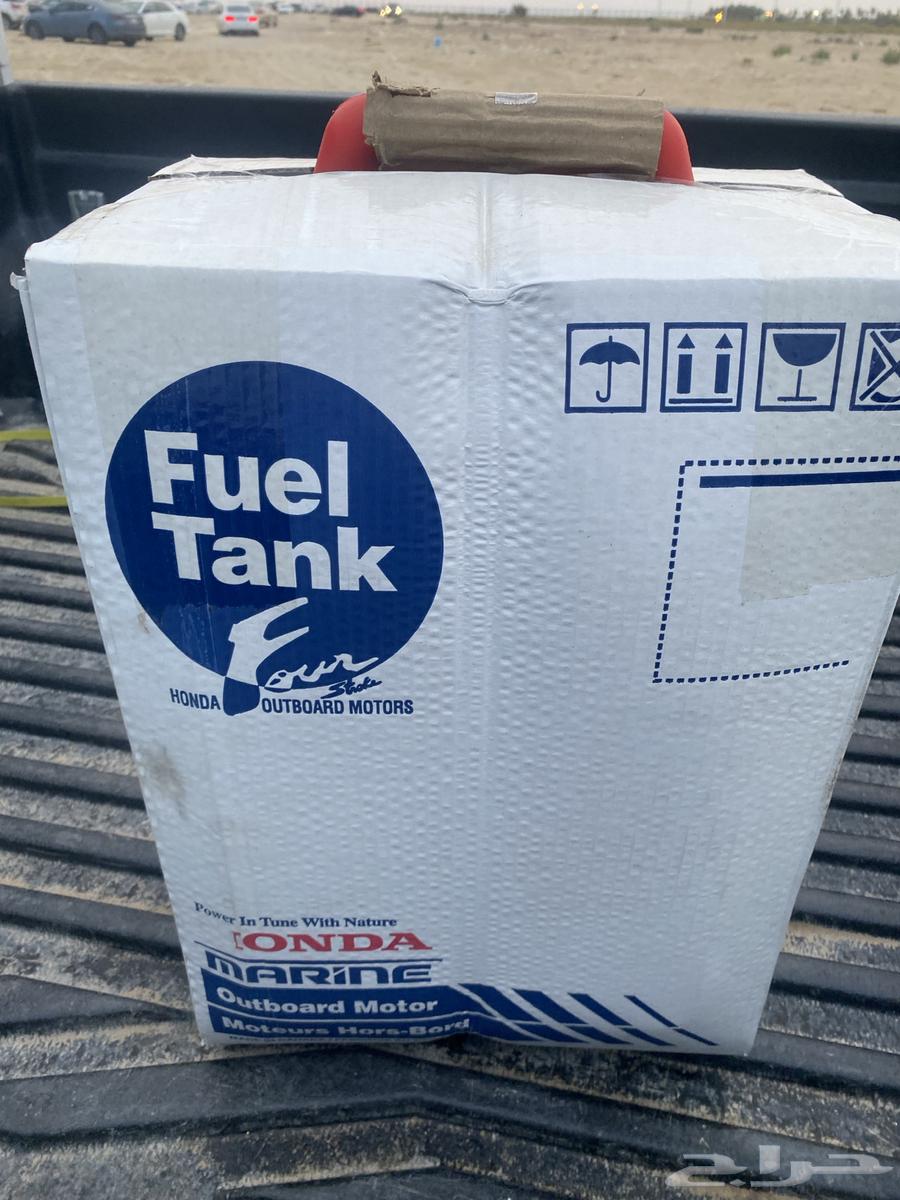 New gasoline tank for a marine engine63221558172674111