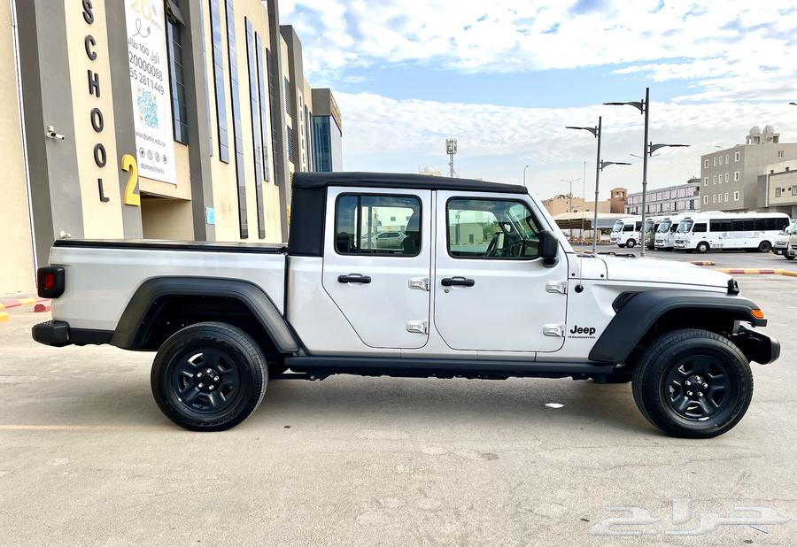 2023 Jeep Gladiator  
2023 Jeep Gladiator63336702223745114