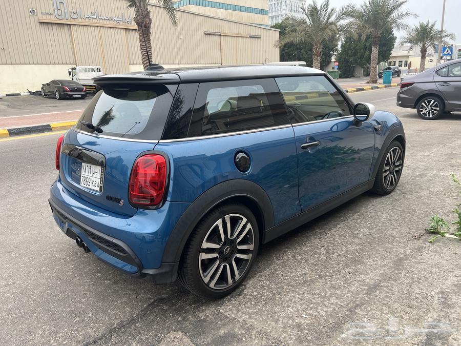BMW Mini Cooper S 2024 model under warranty63337030397314111
