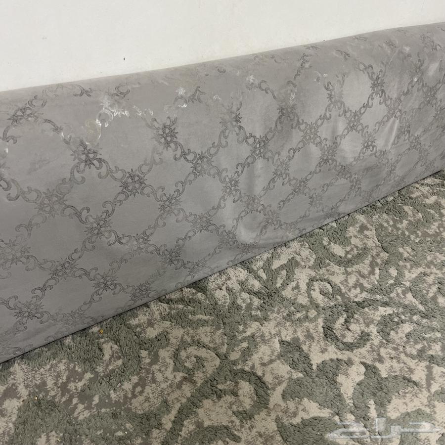 A complete majlis set (cushions, backrests, star) located in Tayma63222553148931111