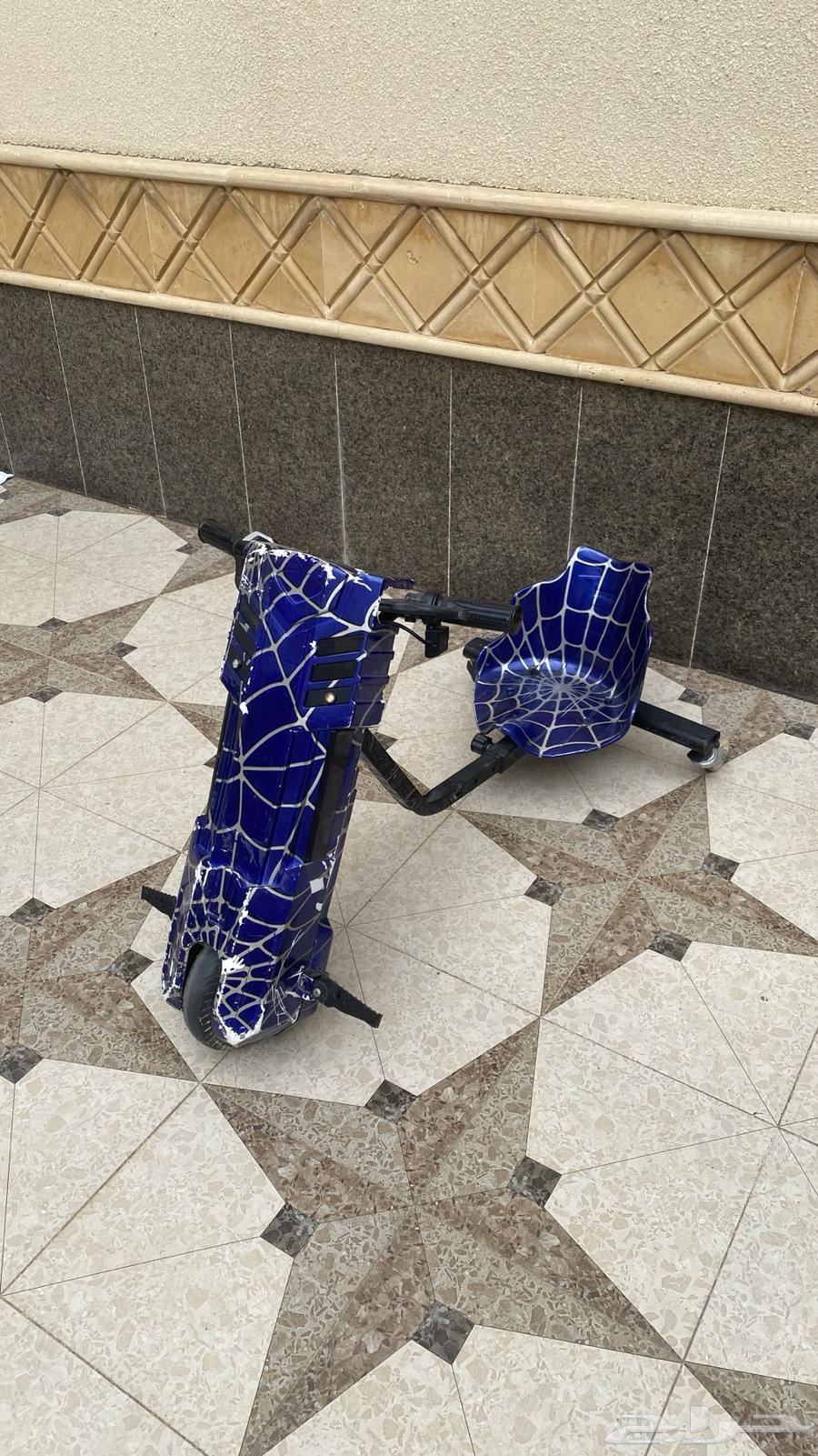 Urgently selling a blue drift scooter63219546444161111