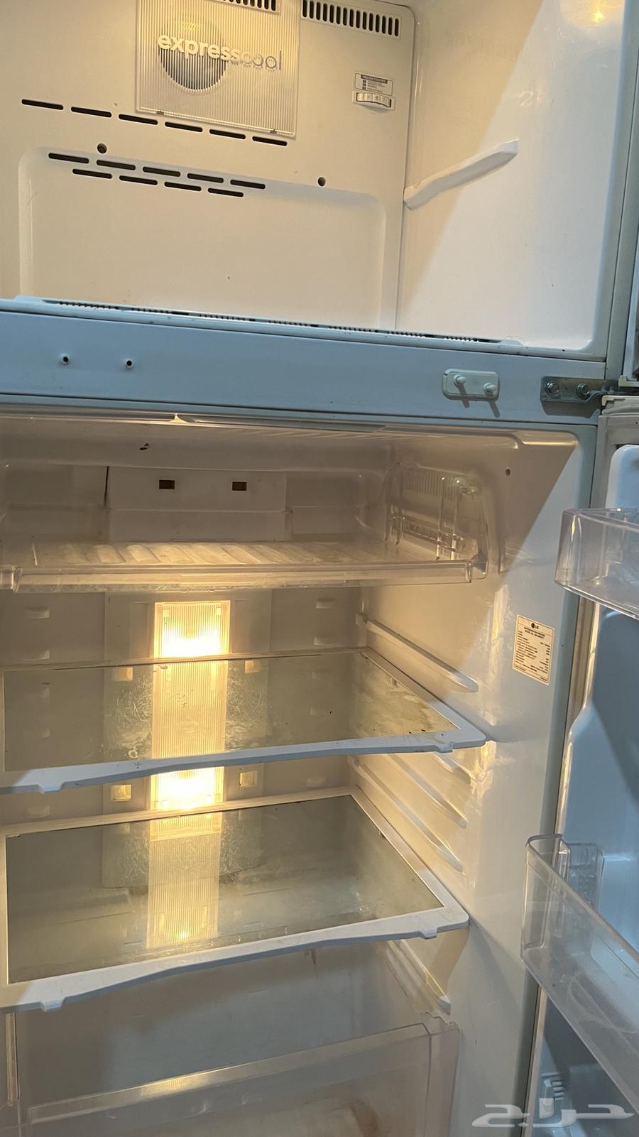 ثلاجة ال جي نظيفة ج دا استخدام نظيف خالي من العيوب تماما63220553672067113
