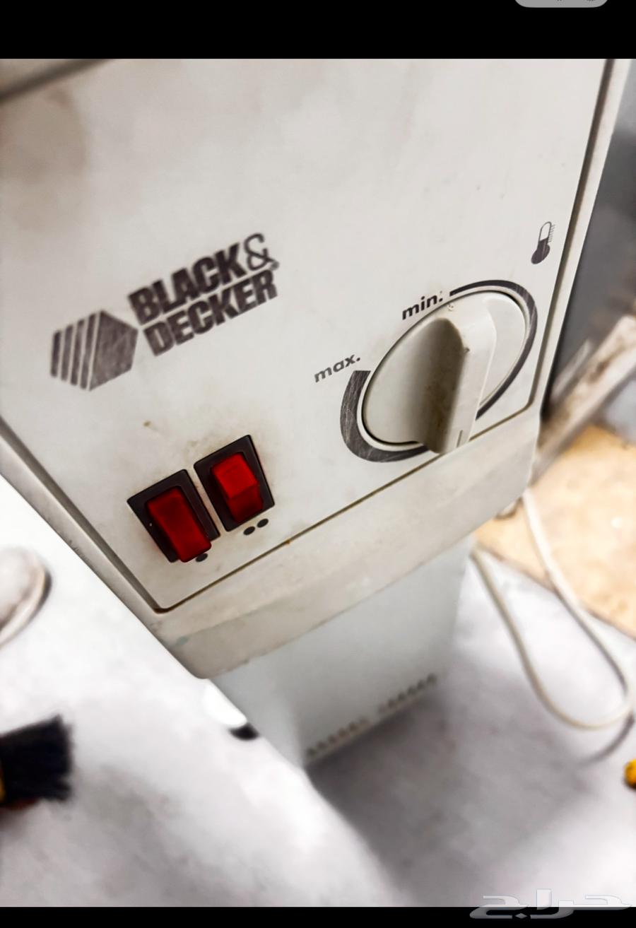 Black and Decker 11-inch heater63219553521281111