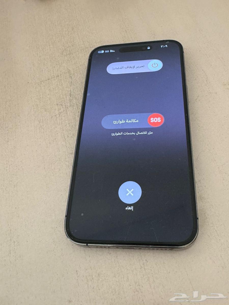 جوال 14برو ماكس البطارية89 قيقا256 الشاشه فيها خدوش خفيف63219553260931111