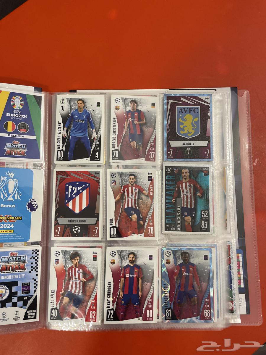 Almost 155 football cards with an album for the cards63527101273090113