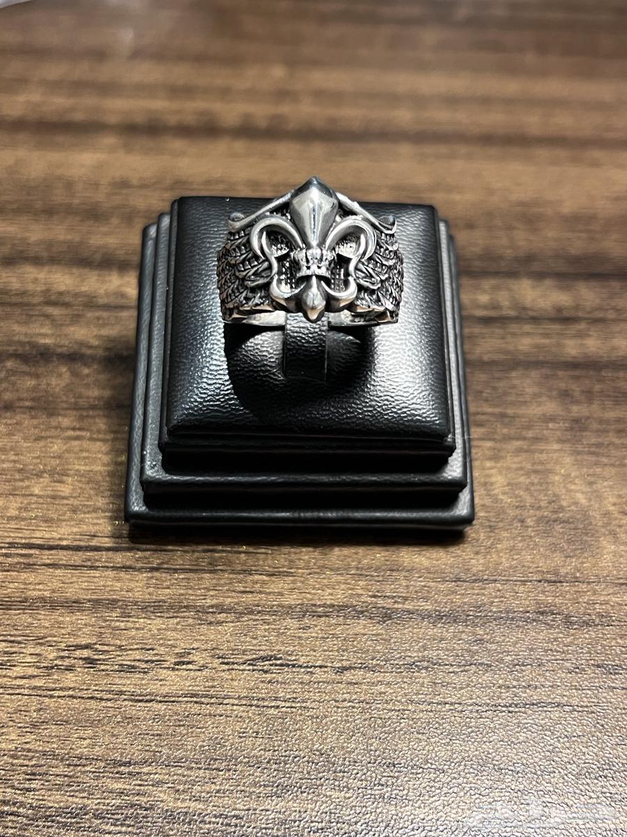A silver ring in the shape of a crown, a beautiful and elegant ring (sold)63221048855939112