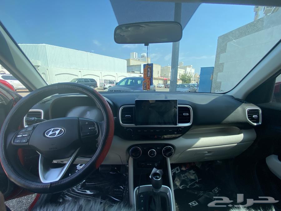 Hyundai Venue 2025 for transfer without compensation63336646785410113