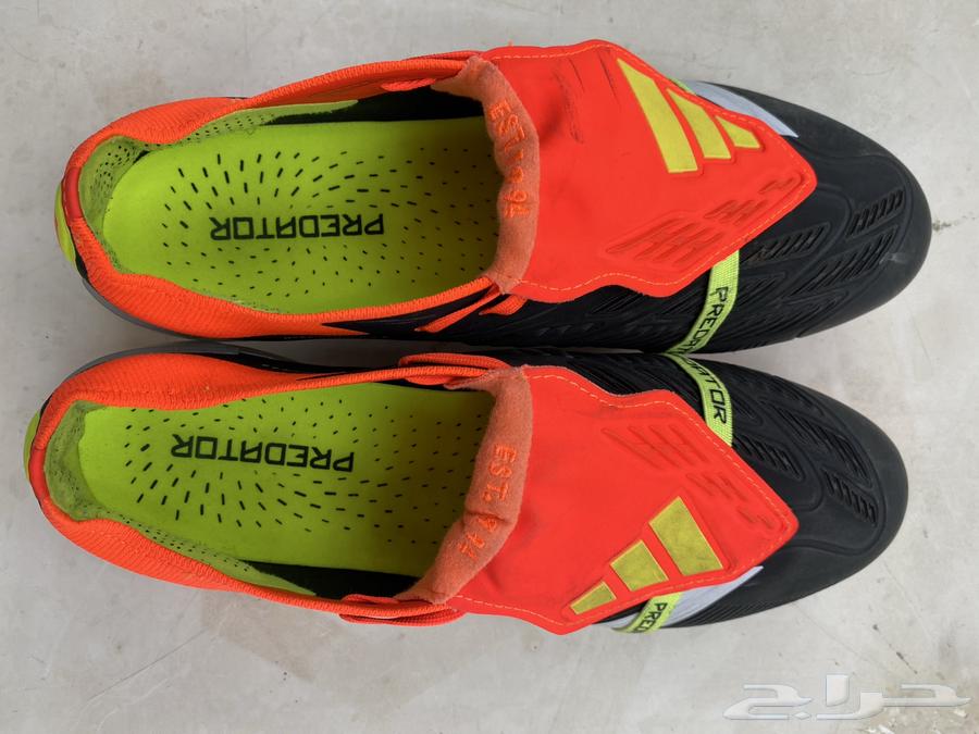 Sports shoe63221063065474111