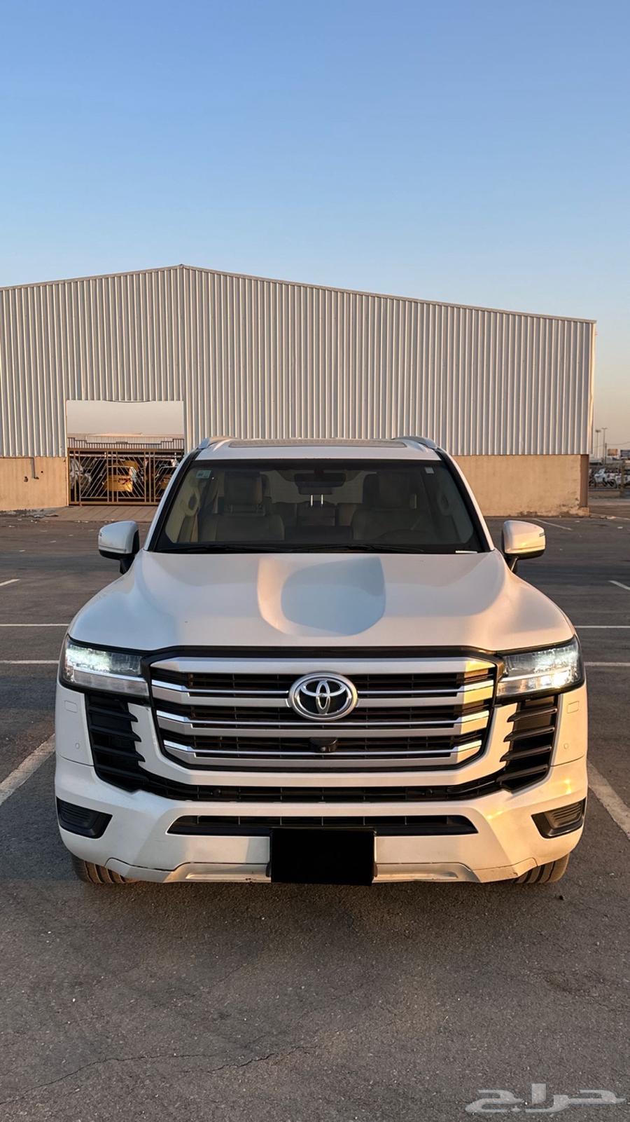 لاندكروزر L4633318715513631110