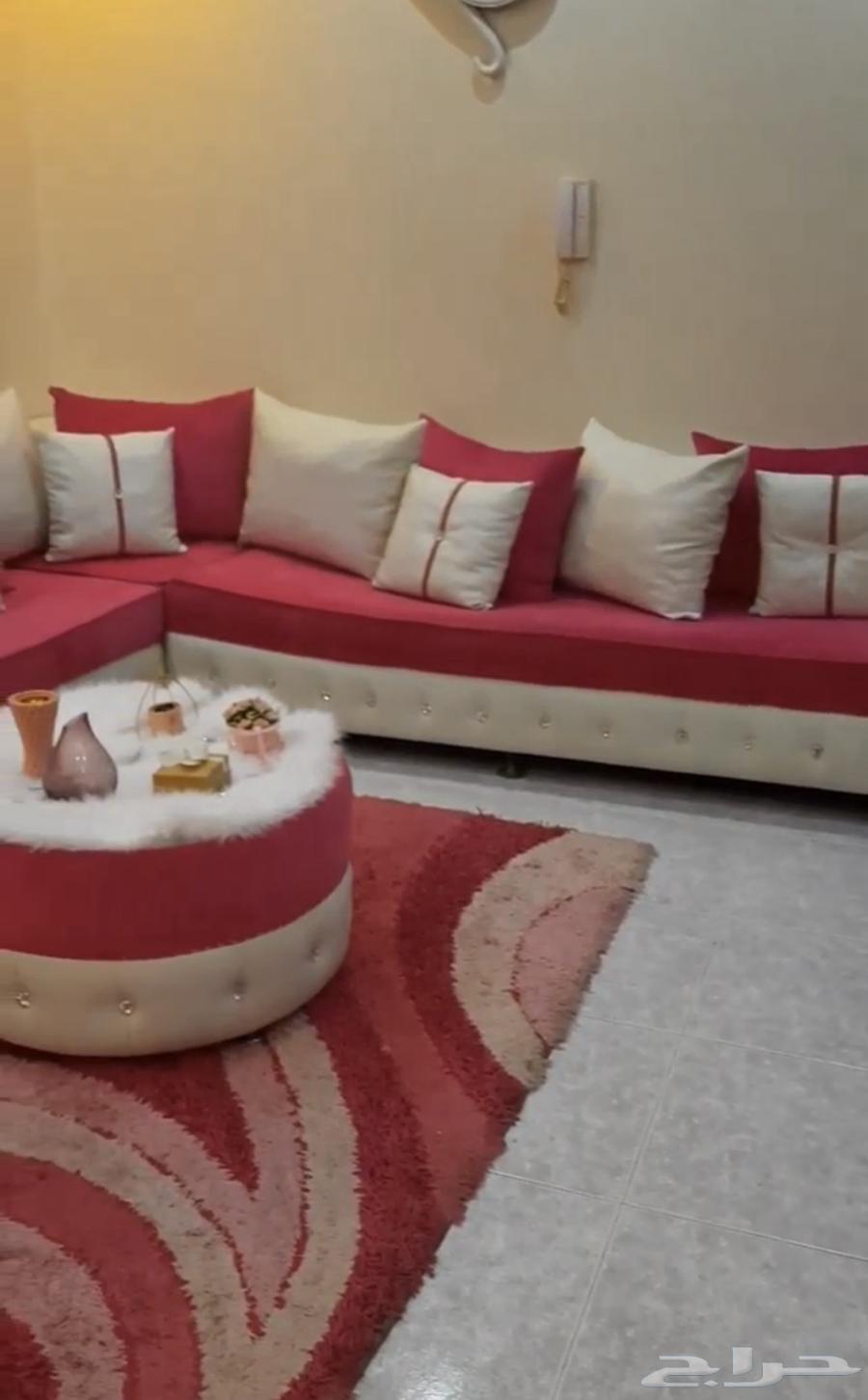 كنب63218516691970112