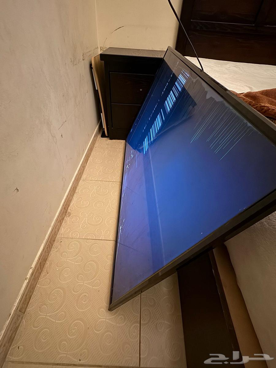 A 55-inch screen is broken63331928826755111
