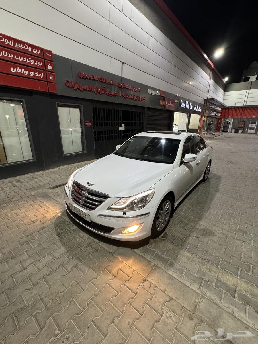 Genesis 2014 accepts trade-in with Charger or Chrysler.63333549219331111