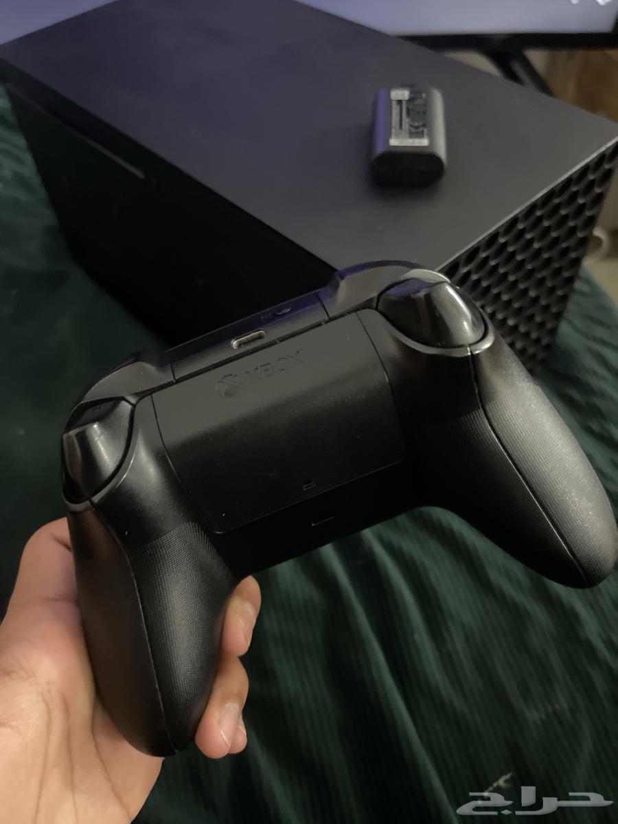 Xbox Series X console with an original Xbox battery included63218524597633113
