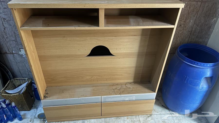 I have a board and a TV cabinet for sale63218545709057112