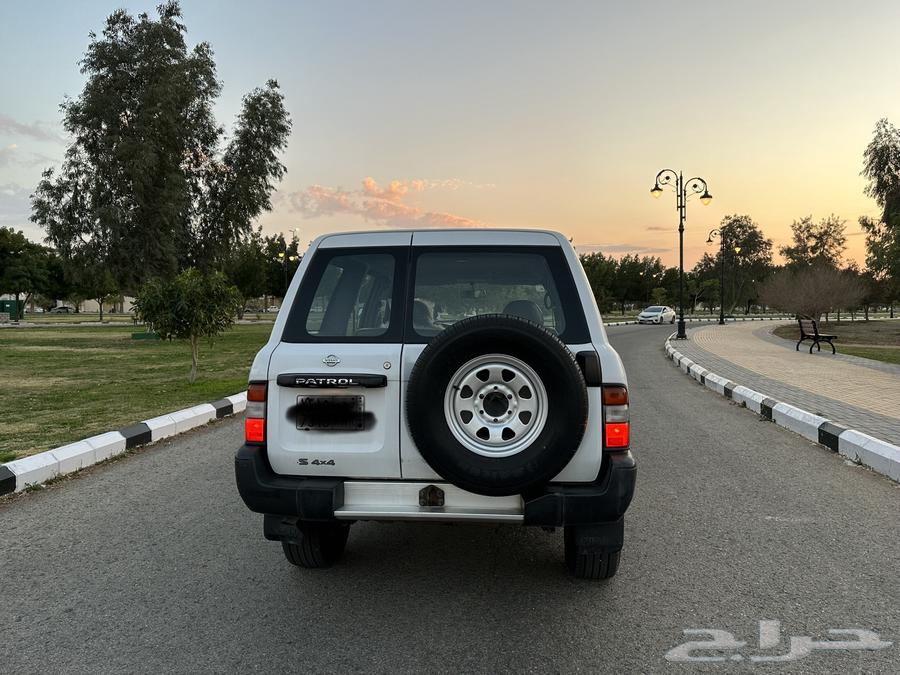 Nissan Patrol 2001 model, used, owner prefers to be contacted63333603543171112