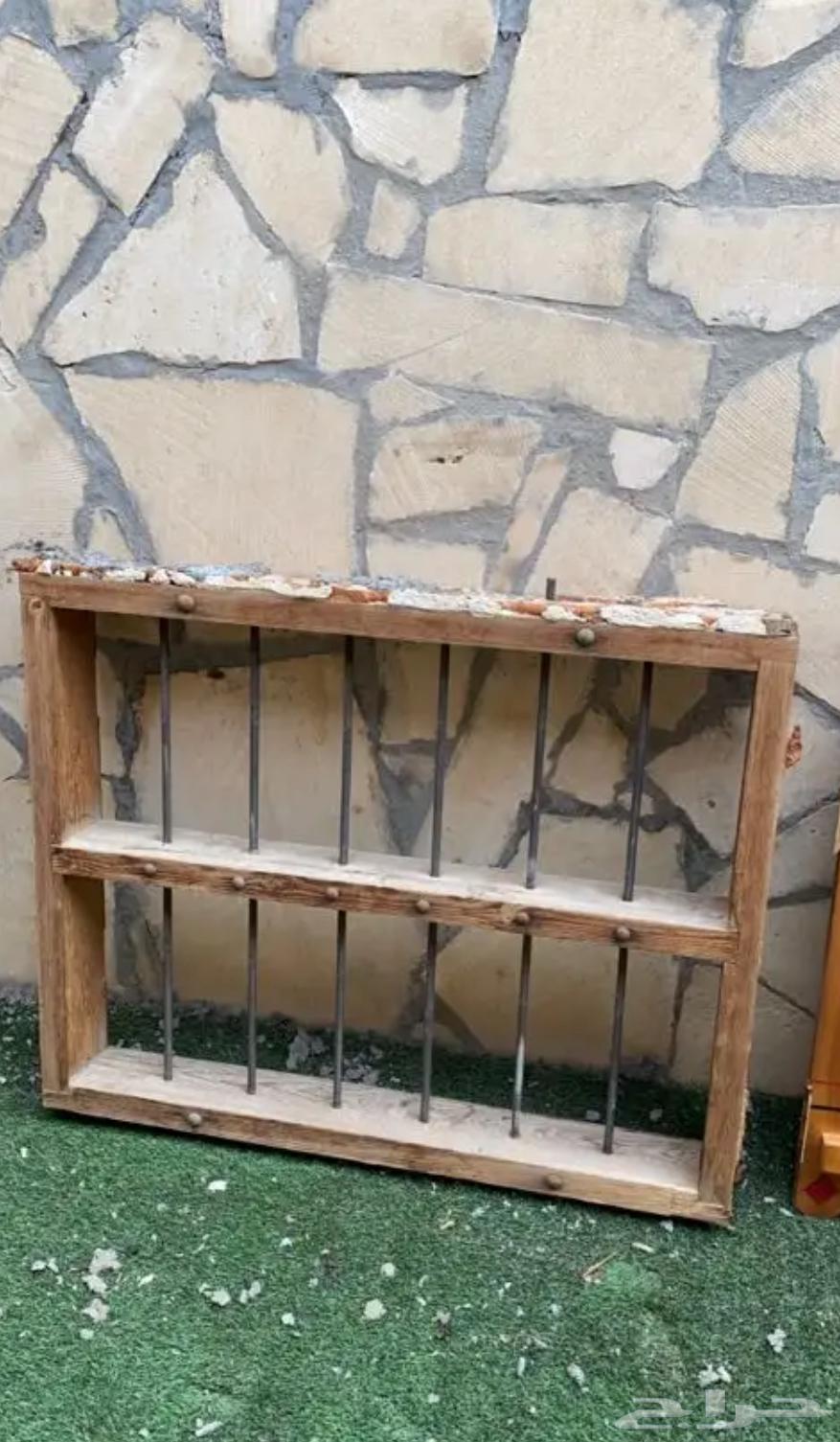 Old wooden window63218537790339111