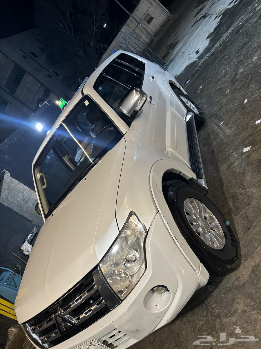 Pajero 2014 3.5 Pearl White, urgent sale63331033006851111